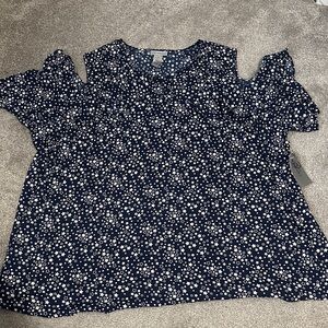 Catherines Navy and White Floral Blouse. NWT 3X